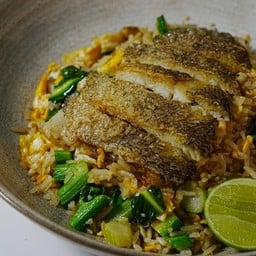 ข้าวผัดคะน้าปลาสลิด