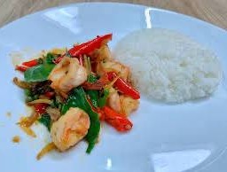 ผัดฉ่ากุ้งราดข้าว