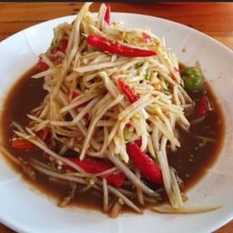 ร้านส้มตำซึ่งปากซอยลาดปลาเค้า66