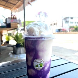 น้ำมะพร้าวปั่นนมสด(เผือก)