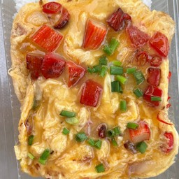 ข้่าวไข่ข้น ปูอัด มะเขือเทศ ต้นหอม