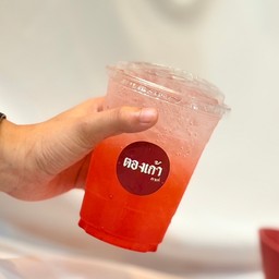 สตอว์เบอร์รีโซดา