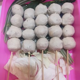 ลูกชิ้น  เอ็นหมู
