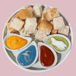 Steamed Bread With Pandan Custard