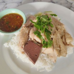 ข้าวหน้าไก่