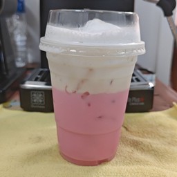 นมเย็น