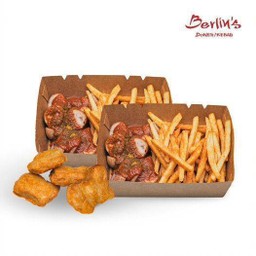 2x Currywurst Chicken Bratwurst + 4 Nuggets เซ็ทเคอร์รี่เวิร์สต์ คู่กับนักเก็ต
