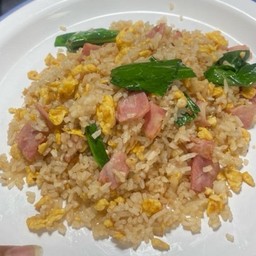 ข้าวผัดแหนม