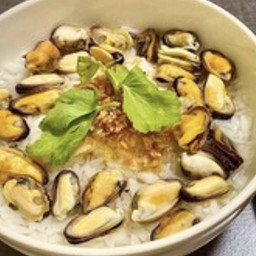 ข้าวต้มหอยแมลงภู่