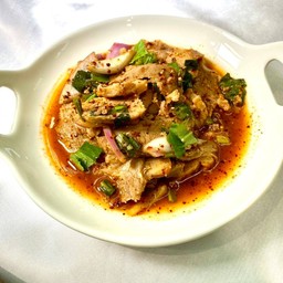 [ร้านตำแซ่บ ณ ริมโขง] น้ำตกหมู