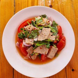 ยำหมูยอ