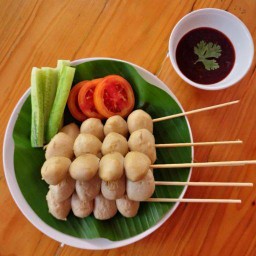 ลูกชิ้นชุด (5 ไม้)