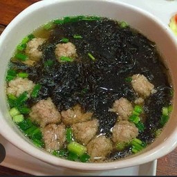 แกงจืดสาหร่ายหมูสับ