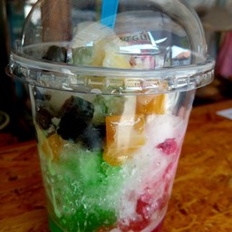 น้ำแข็งใสรวมมิตร จั้มโบ้แก้วโอ่ง