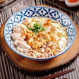 ก๋วยเตี๋ยวหมู (น้ำใส)