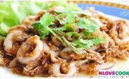 ผัดกระเทียม(กับข้าว)หมึก