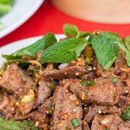 เนื้อน้ำตก