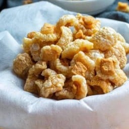 แคปหมูติดมัน