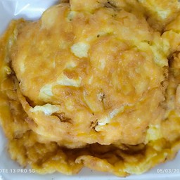 ไข่เจียวราดข้าว