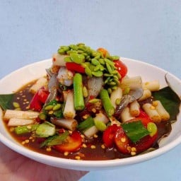 ปู้ยี่ปู้ยำ  ตำกับยำ