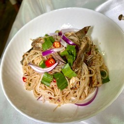 (ร้านแซ่บอีหลี) ยำขนมจีนปลาทู