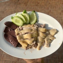 ข้าวมันไก่นายเบสท์