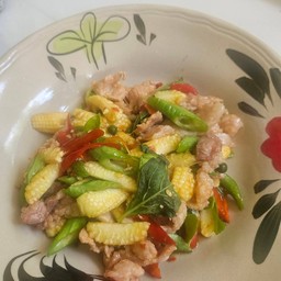 ผัดขึ้เมาหมู