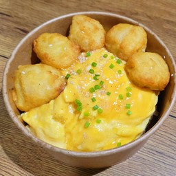 ีข้าวไข่ข้น+ไก่ป๊อบ