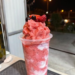 มิกซ์เซ็ท เบอร์รี่ โยเกิร์ต ปั่น