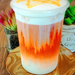 น้ำชาไทย