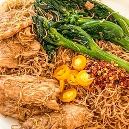 ผัดซีอิ๊ว คะน้าฮ่องกง