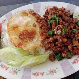 กะเพราหมูสับ