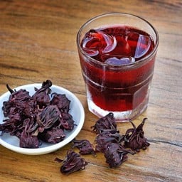 น้ำกระเจี๊ยบแก้วละ