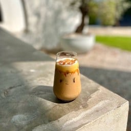 Ice Caramel Macchiato .