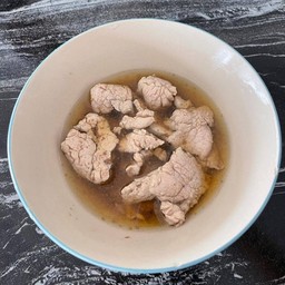 เนื้อหมูลวก