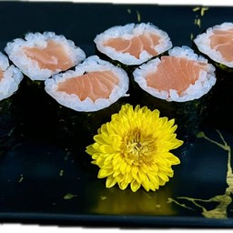 Salmon Maki