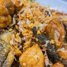 กบทอดกระเทียม