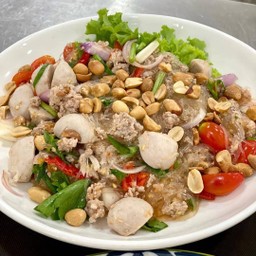 ยำวุ้นเส้นหมู