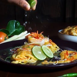 Spaghetti Tom-Yum-Goong