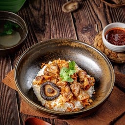 ข้าวต้มแห้งหมูตุ๋น