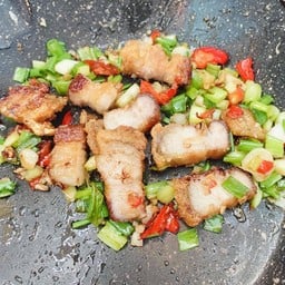 หมูกรอบคั่วพริกเกลือไตวาย