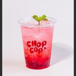 สตรอว์เบอร์รี่โซดา