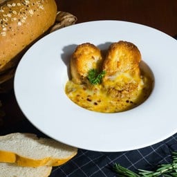 Onion Soup (ซุปหัวหอมฝรั่งเศษ)