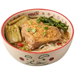 ก๋วยเตี๋ยวสะโพกไก่มะระ