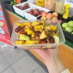 ร้านยำผลไม้ สถานีผลไม้ ยำผลไม้ น้ำจิ้มทรงเครื่อง น้ำปลาหวาน พริกเกลือ
