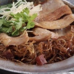 อบวุ้นเส้นหมูสั่บ