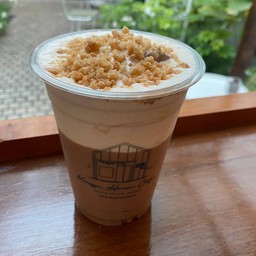 นมสดไมโลเย็น