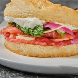 เพสซี - โฟคาเซียแซลมอนรมควัน