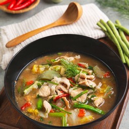 แกงอ่อมไก่