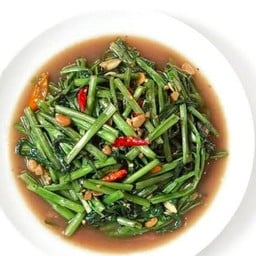 อาหารตามสั่งยายทรใต้สะพานริมทางรถไฟ